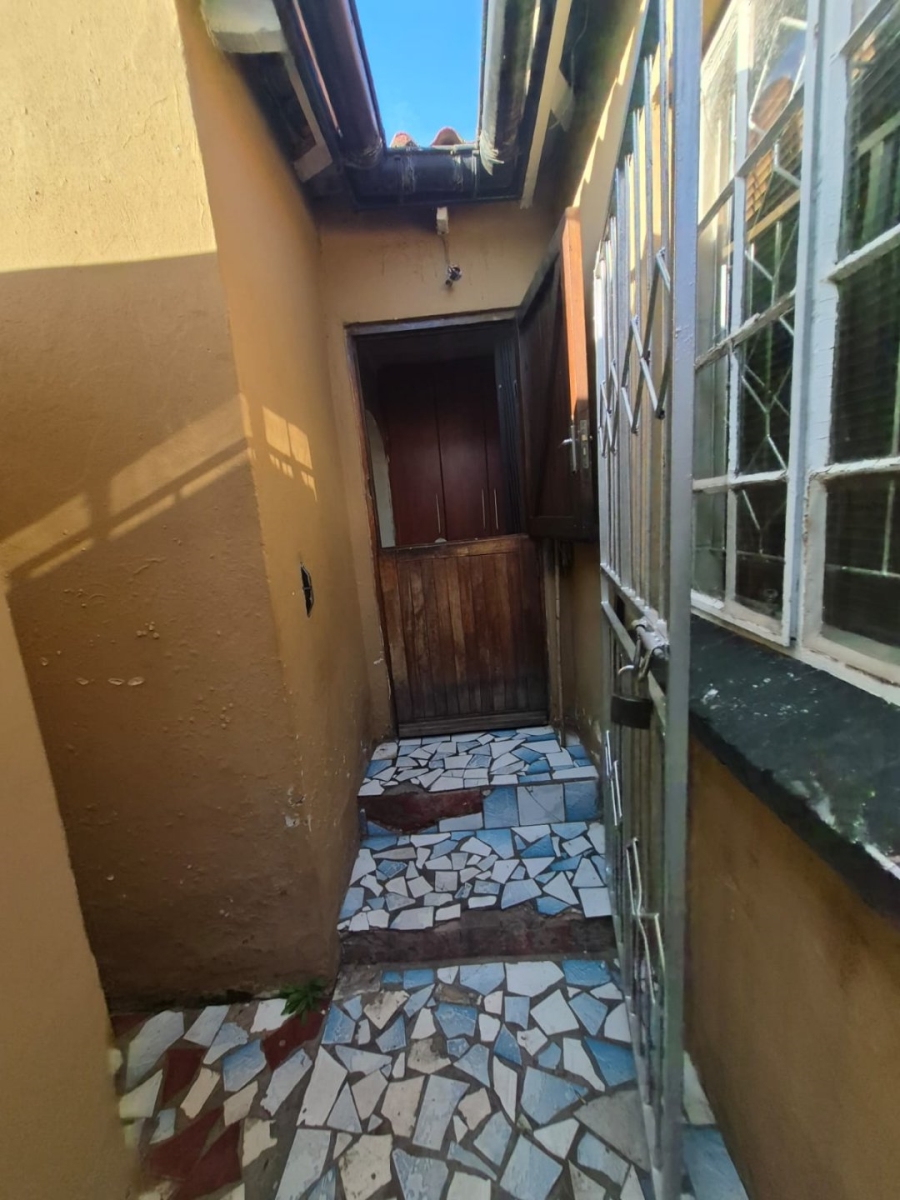 2 Bedroom Property for Sale in New Brighton Eastern Cape